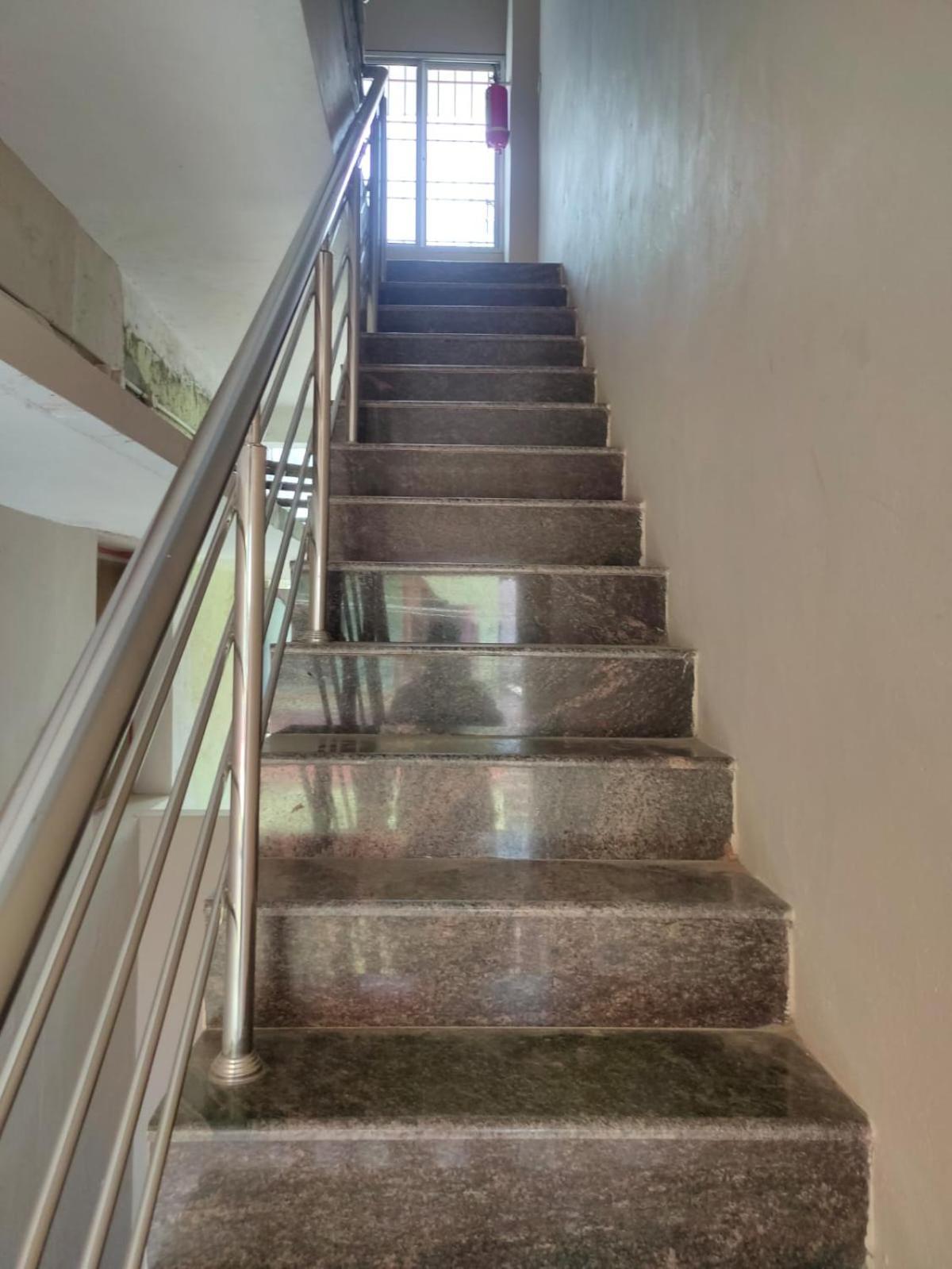 Sri Vari Residency Vandrarhem Vellore Exteriör bild